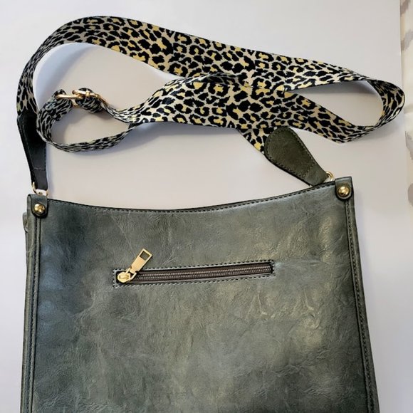 Gunmetal‎ gray faux leather handbag with animal print fabric strap - Picture 2 of 4